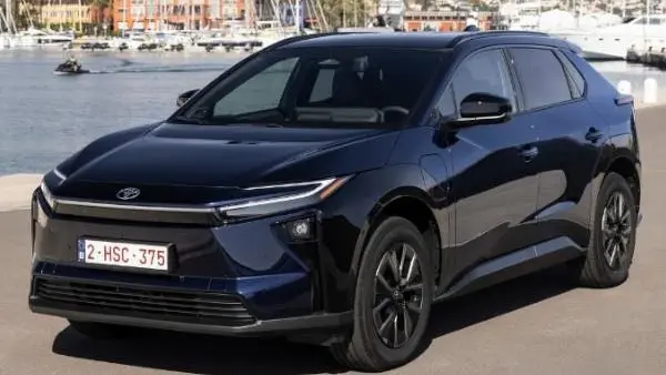 في سوق السيارات المصري.. مواصفات وأسعار تويوتا BZ4X الكهربائية موديل 2027