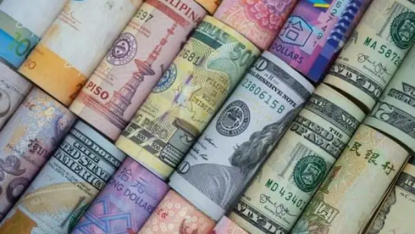 لوحة العملات اليوم.. استقرار الدولار أمام الجنيه المصري وموجة ترقب تسيطر على الأسواق محلياً وعربياً