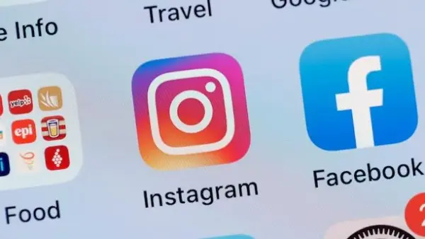 إنستجرام تُغير شعارها الكتابي لأول مرة منذ 10 سنوات وتثير جدلاً واسعاً