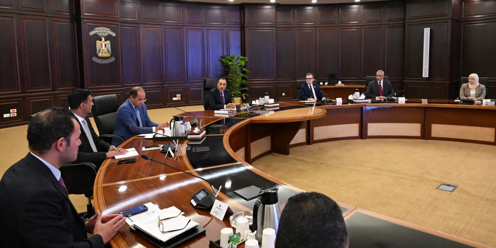رئيس الوزراء يتابع خطة ترفيق المناطق الصناعية في 11 محافظة
