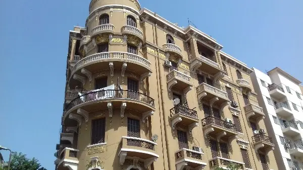 ​يترقب ملايين المواطنين من الملاك والمستأجرين تطبيق الزيادة السنوية الجديدة في القيمة الإيجارية للوحدات الخاضعة لنظام الإيجار القديم مع حلول شهر سبتمبر 2026، وذلك تنفيذاً لأحكام القانون رقم 164 لسنة 2025 الذي بدأ العمل به رسمياً في أغسطس 2025 لوضع حد إيجابي وتنظيمي للعلاقة بين المالك والمستأجر عبر فترة انتقالية محددة.