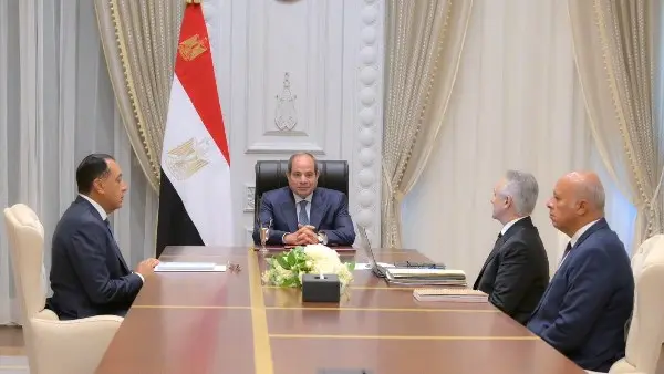 تفاصيل اجتماع الرئيس السيسي مع رئيس الوزراء ووزير العدل