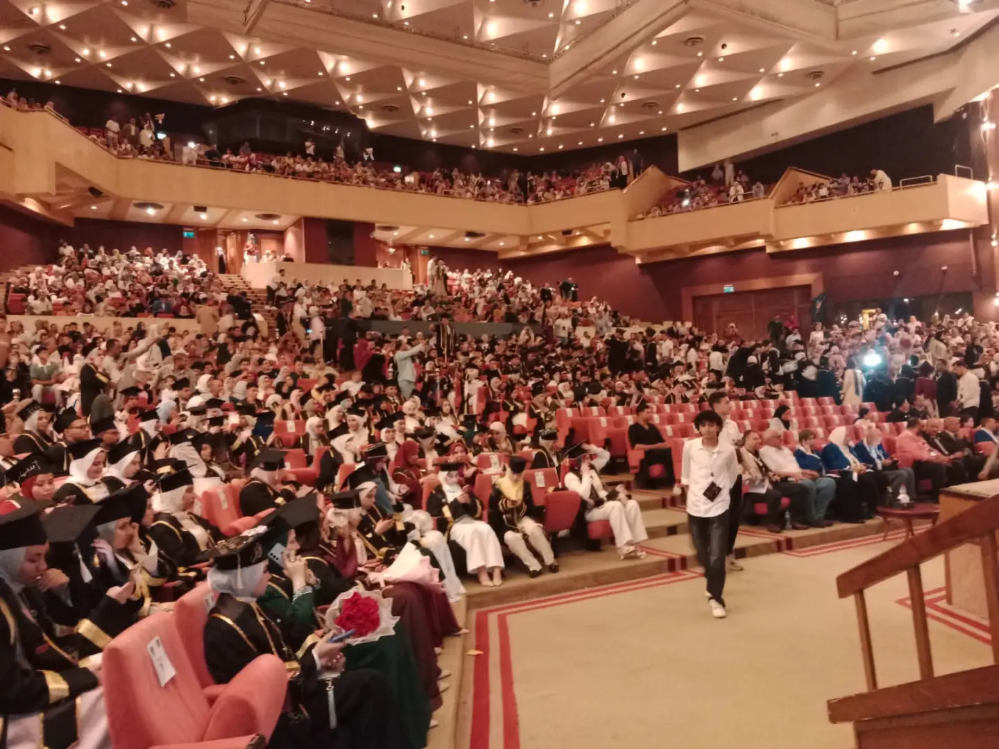 جامعة دمنهور تحتفي بخريجي تجارة 2026 في مكتبة الإسكندرية