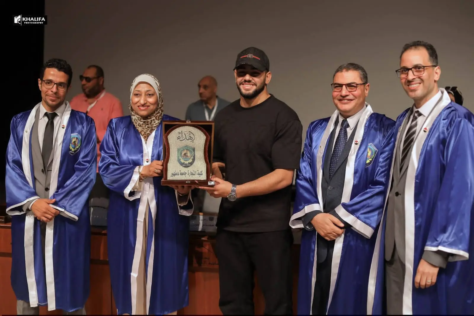 جامعة دمنهور تحتفي بخريجي تجارة 2026 في مكتبة الإسكندرية