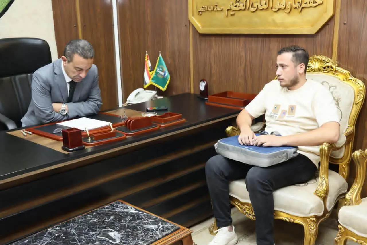 محافظ المنوفية يوجه بصرف مساعدات عاجلة وتوفير مصدر دخل ثابت لحالات إنسانية