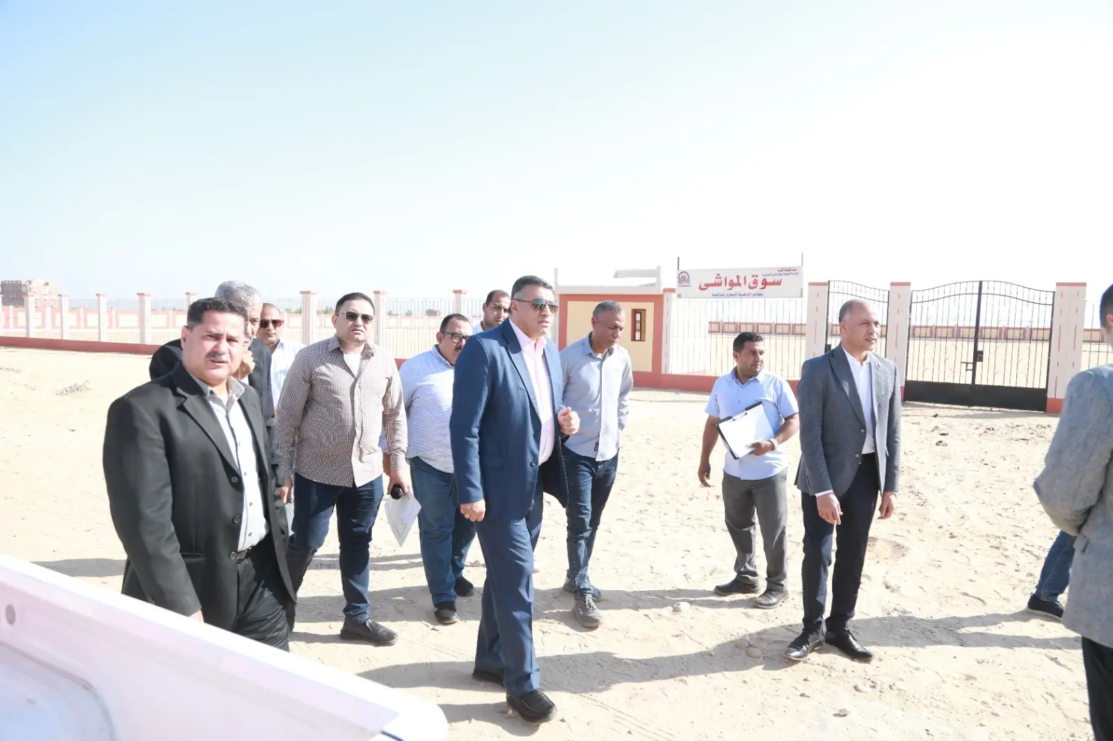 محافظ قنا يتابع مشروعات الخطة الاستثمارية 2026/2027 بفرشوط - 1000775420
