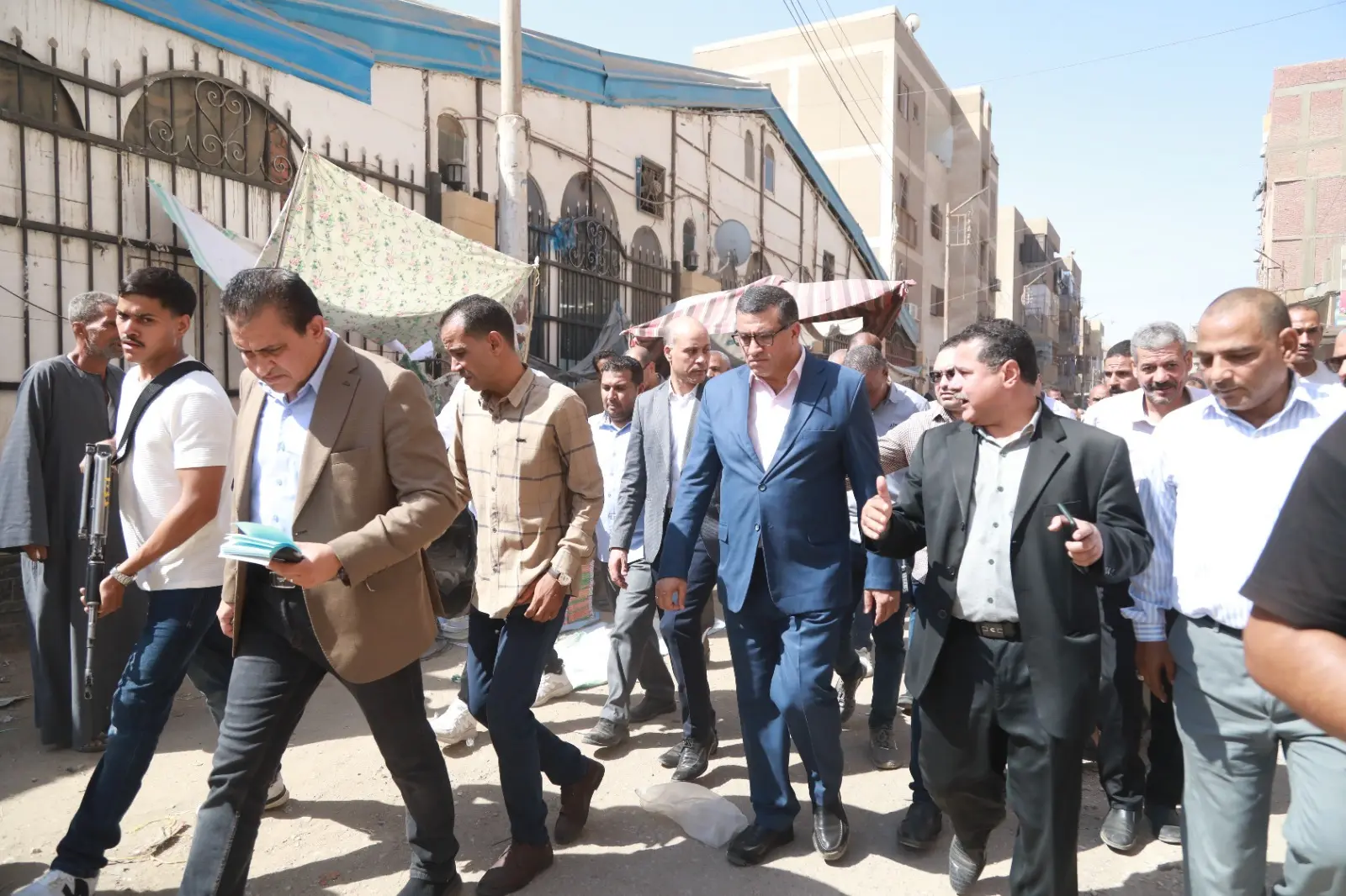 محافظ قنا يتابع مشروعات الخطة الاستثمارية 2026/2027 بفرشوط - 1000775431