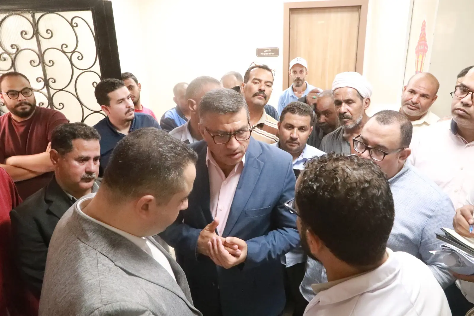 محافظ قنا يتابع مشروعات الخطة الاستثمارية 2026/2027 بفرشوط - 1000775442