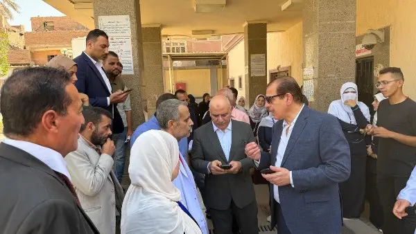 خالية من الأطباء.. نائب وزير الصحة يحيل مسئولي وحدة طبية بالجيزة للتحقيق