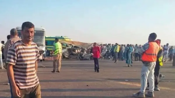 القصة الكاملة لحادث تصادم طريق محور الضبعة بمطروح.. ننشر أسماء المصابين وحالتهم الصحية