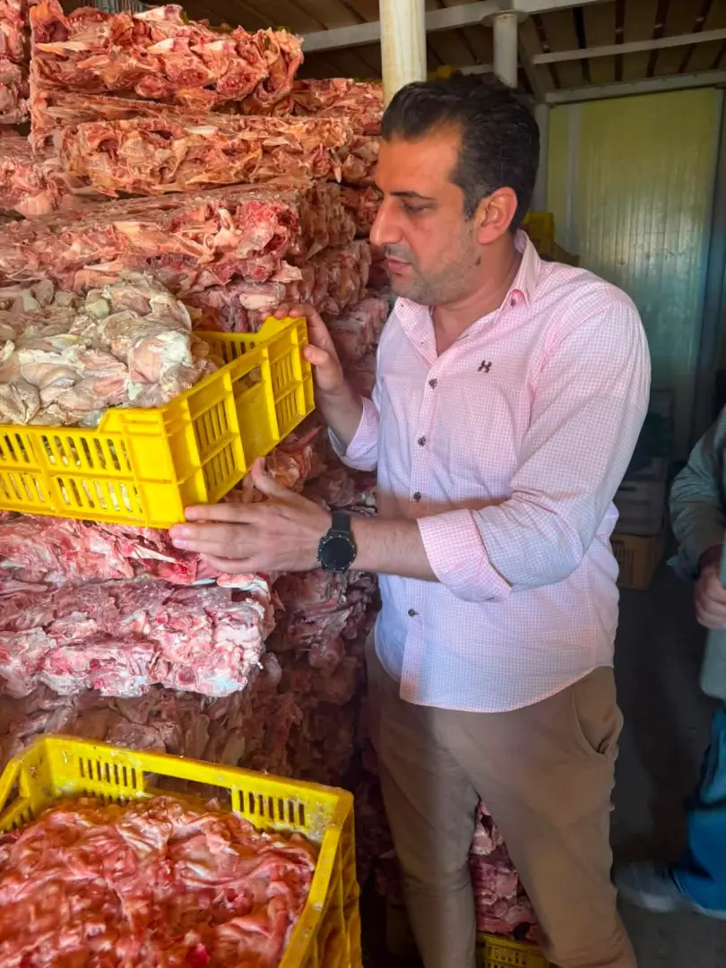 ضبط 3.75 طن دواجن فاسدة قبل طرحها بالأسواق في الغربية