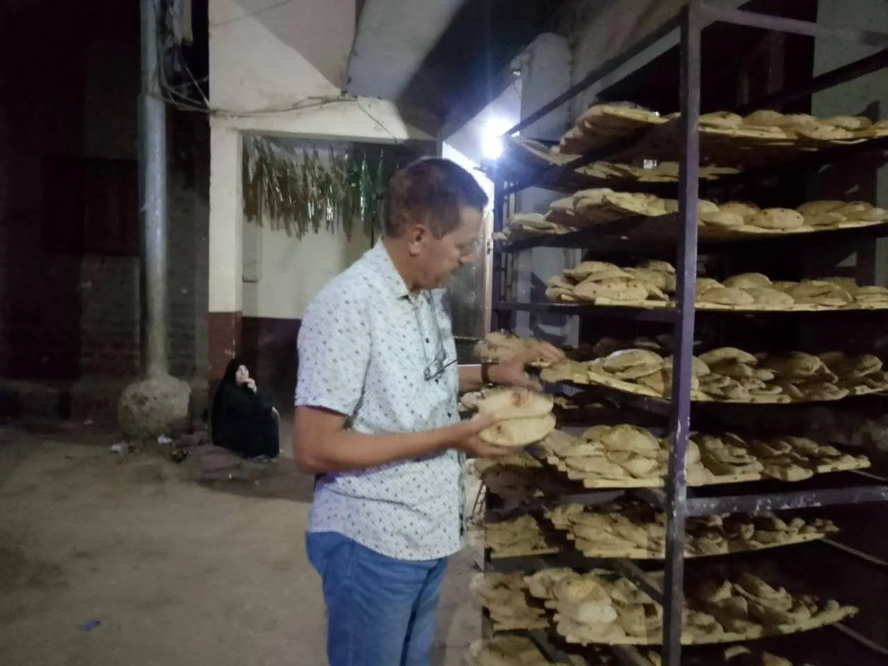 ضبط13 ألفًا و460 لترًا مواد بترولية قبل تهريبها للسوق السوداء ومصادرة 4.5 طن سماد بالمنيا