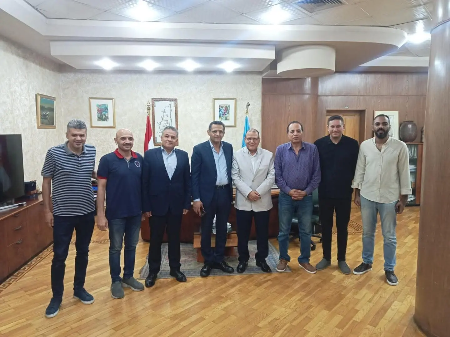 نقابة الصحفيين تبحث مع «العاملين بالصحافة» مواجهة الكيانات الوهمية ومنتحلي الصفة