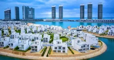 ملف استقصائي | اقتصاد الساحل الشمالي في مصر.. كيف تُدار المليارات خلف أسوار منتجعات الصيف؟ - 1000788203