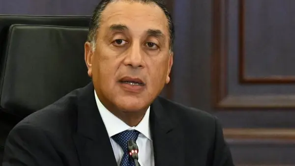 ترأس الدكتور مصطفى مدبولي، رئيس مجلس الوزراء، منذ قليل، اجتماع الحكومة الأسبوعي بمقر مجلس الوزراء بالعاصمة الجديدة.
