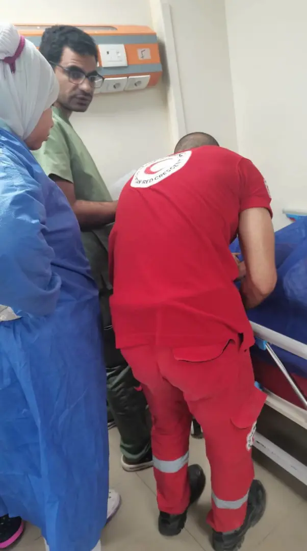 الهلال الأحمر يدعم أسر ضحايا ومصابي حادث تصادم سيارتي عمال بالإسماعيلية