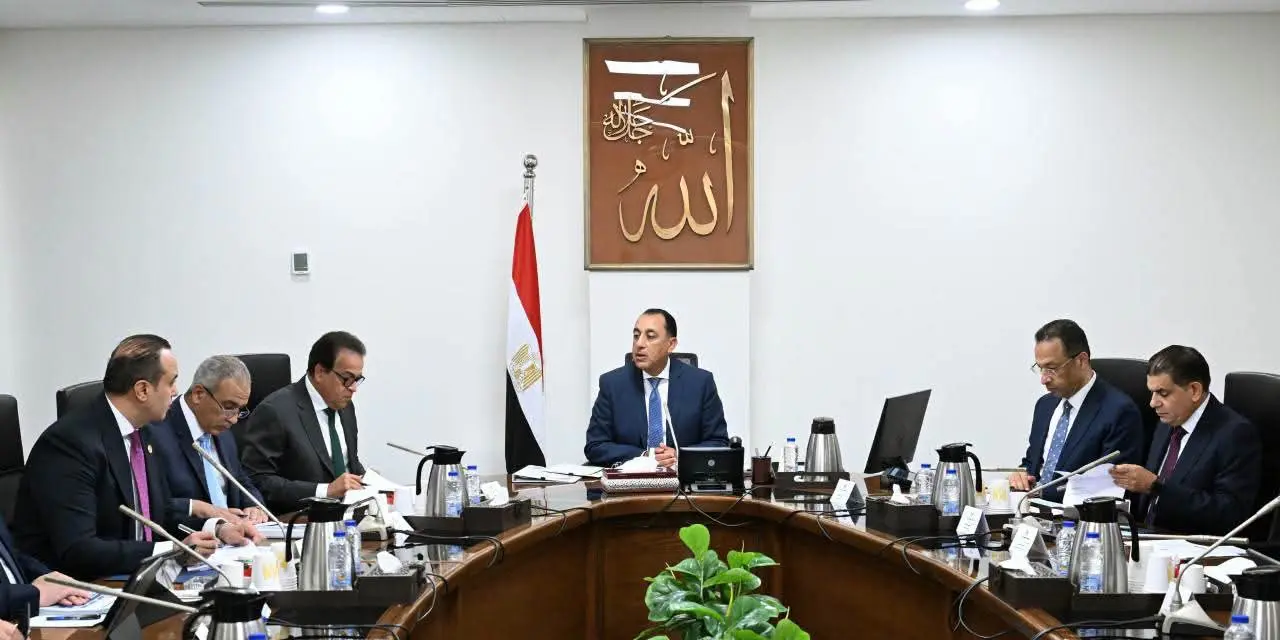 مدبولي يتابع ميكنة التأمين الصحي الشامل.. 5.4 مليون مواطن يستفيدون من المنظومة