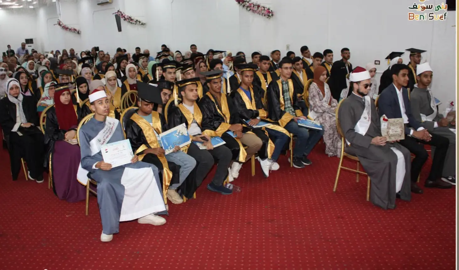 100 طالبًا وطالبة على منصة التميز.. محافظ بني سويف يكرّم أوائل الثانوية العامة والأزهرية