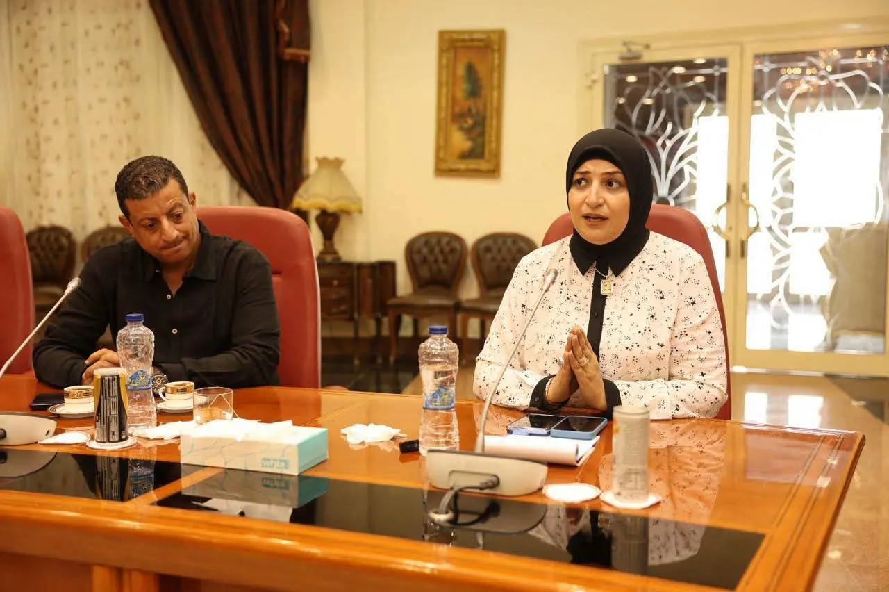 محافظ المنيا أمام النواب والإعلاميين.. «المواطن أولًا» ومطالب الشارع تتحول إلى ملفات تنفيذية