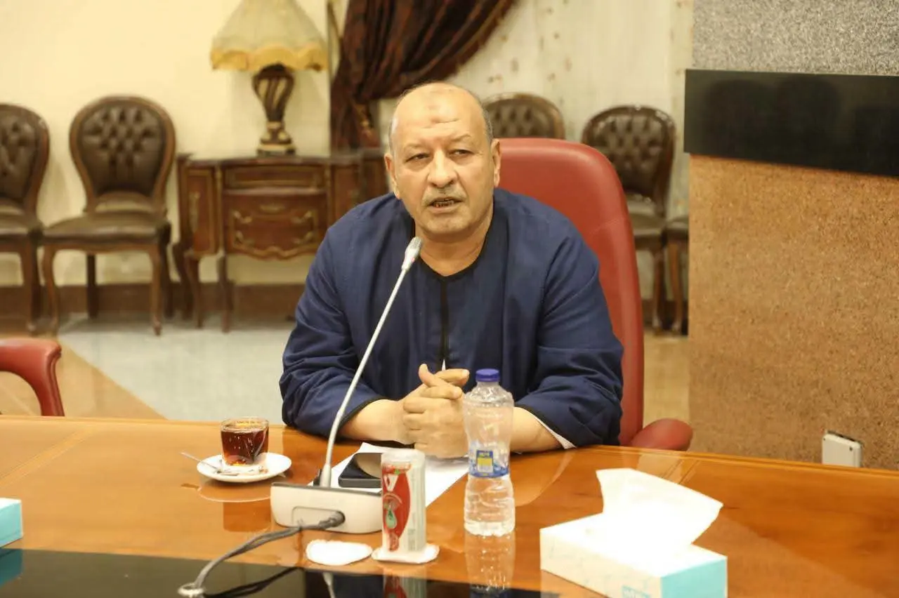 محافظ المنيا أمام النواب والإعلاميين.. «المواطن أولًا» ومطالب الشارع تتحول إلى ملفات تنفيذية - 1000800634