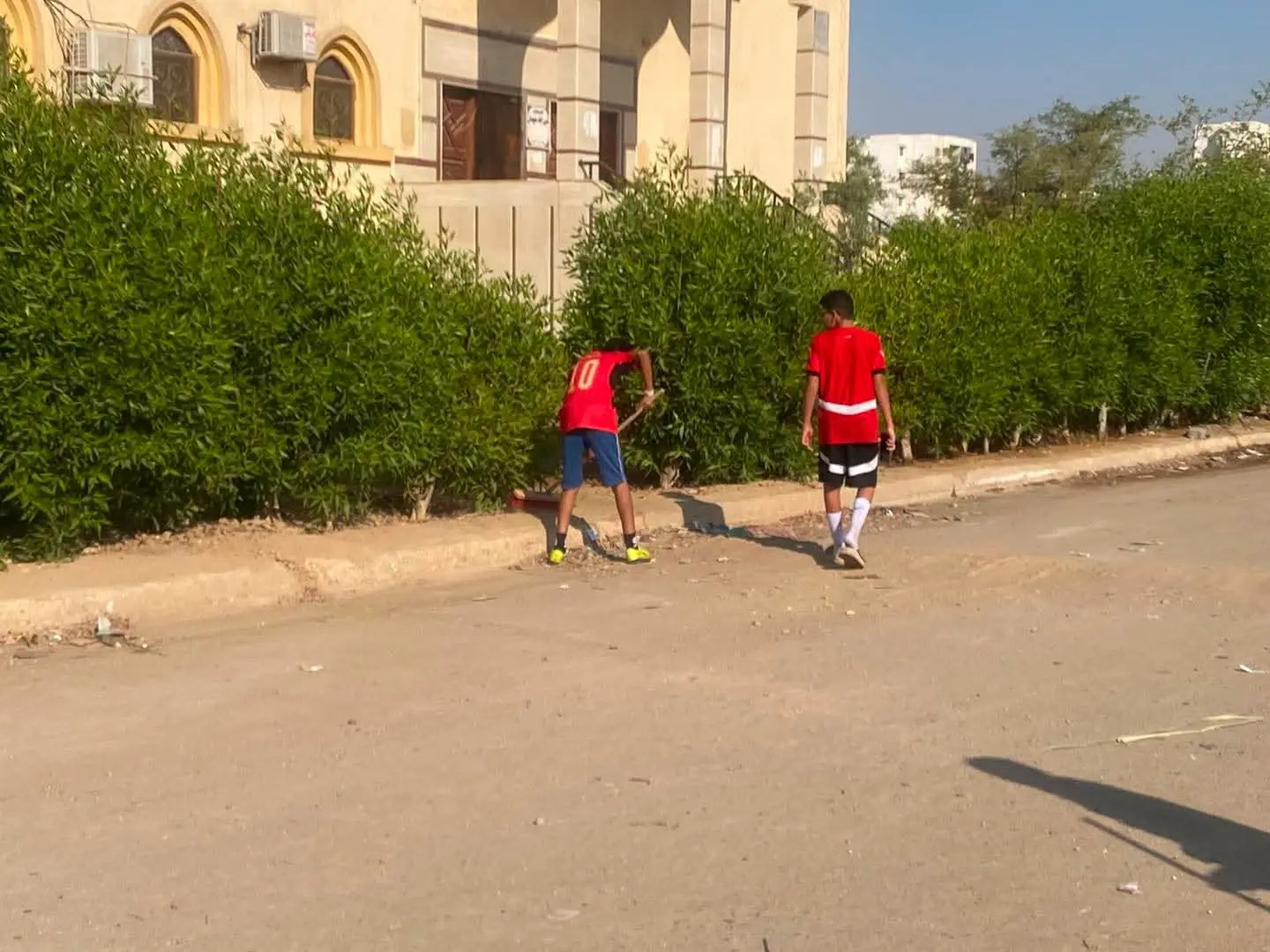 «سويسنا أجمل بينا».. أحياء السويس تتزين بمشاركة الشباب والمجتمع المدني