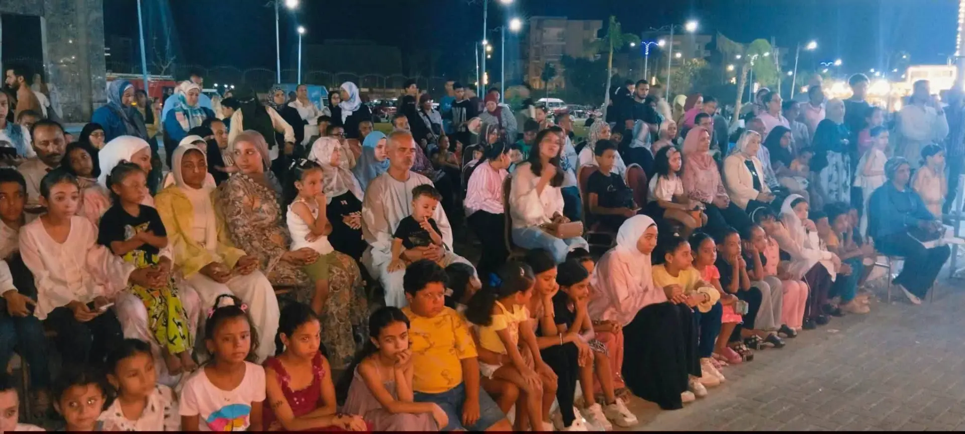 عرض فني مميز لفرقة أطفال الإسماعيلية للفنون الشعبية بمعرض السويس الرابع للكتاب