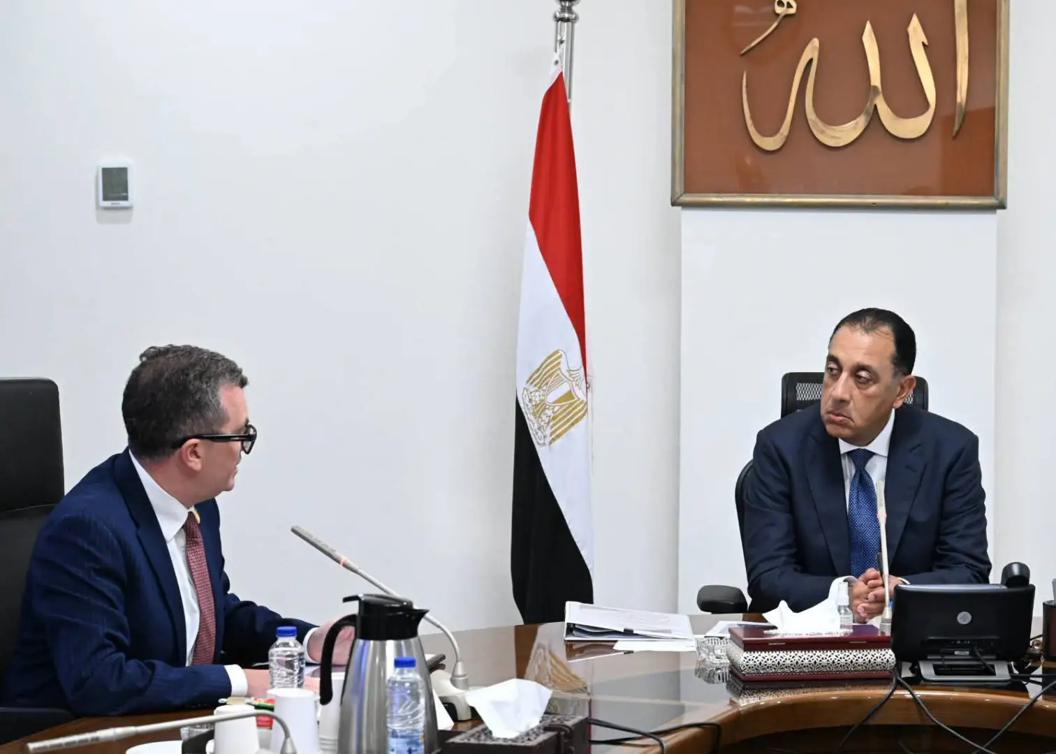 رئيس الوزراء يوجه بتعزيز تنافسية الاقتصاد وزيادة الاستثمارات الأجنبية المباشرة