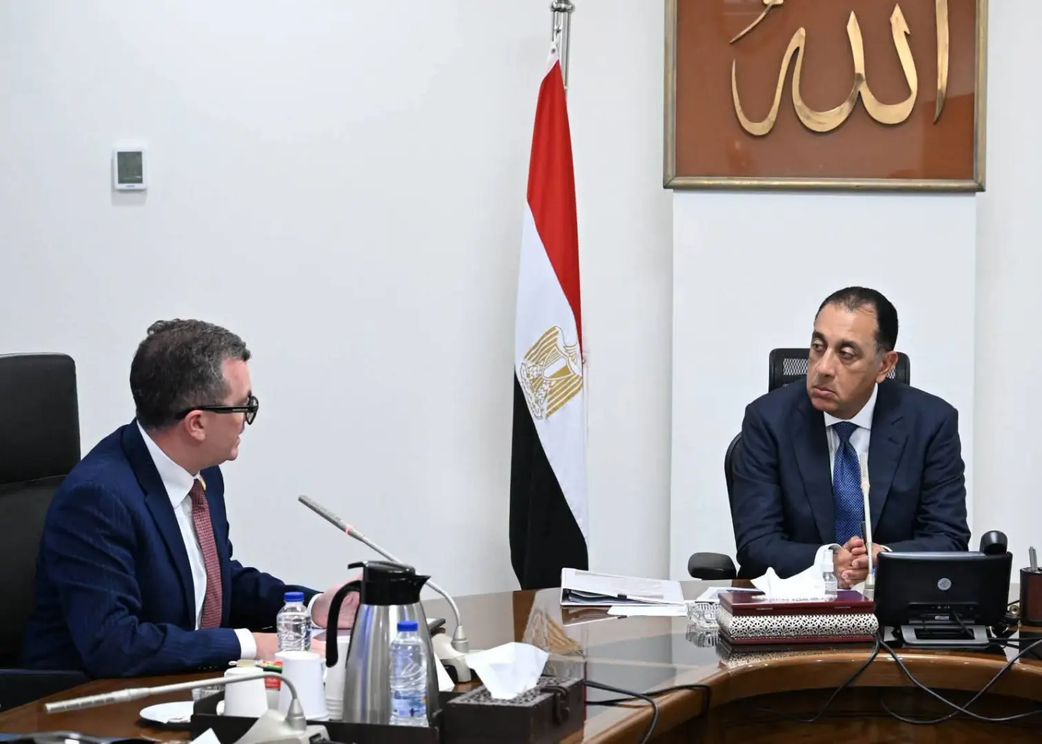 رئيس الوزراء يوجه بتعزيز تنافسية الاقتصاد وزيادة الاستثمارات الأجنبية المباشرة