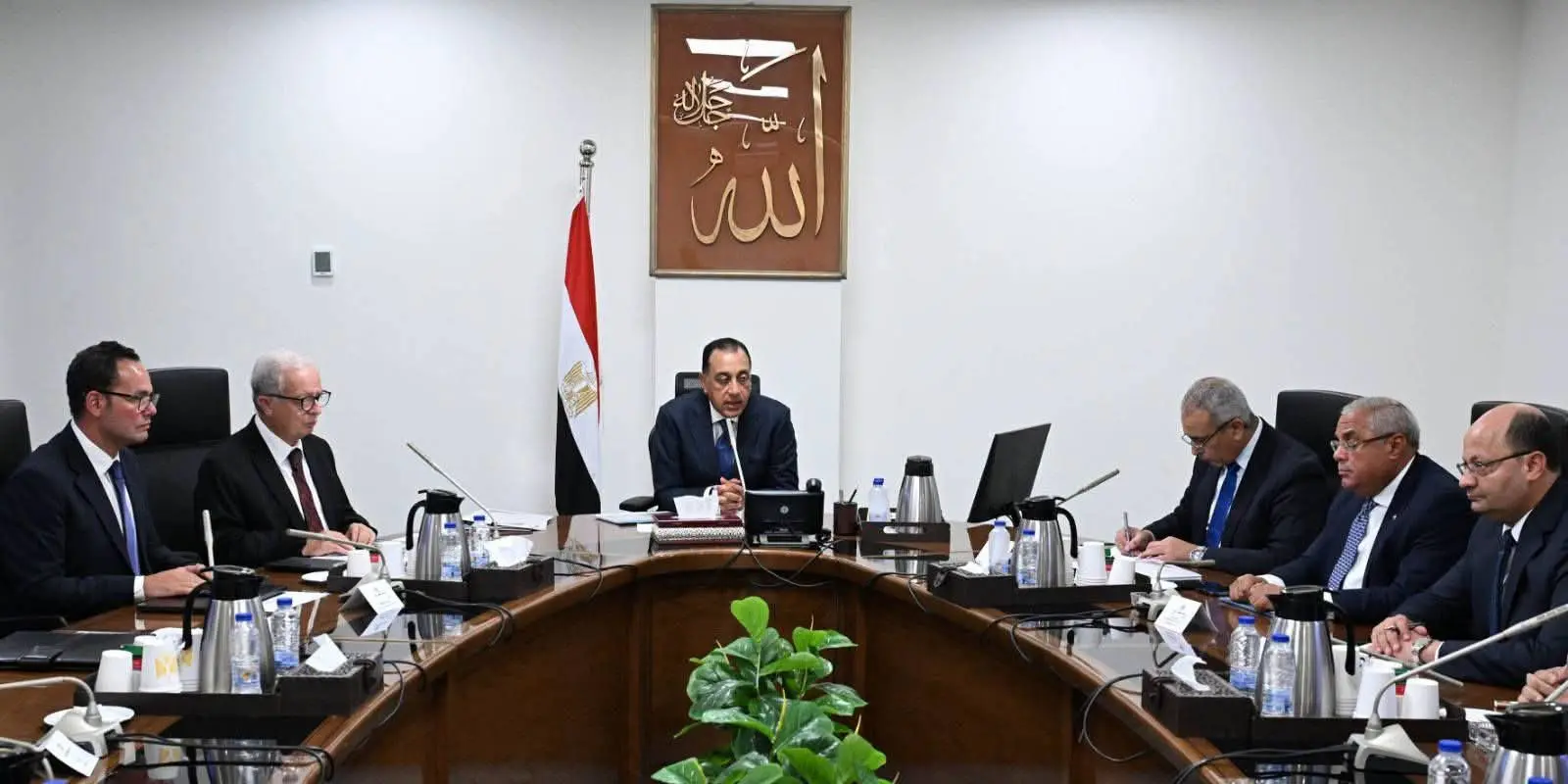 مدبولي يبحث تطوير الغزل والنسيج.. تقنيات حديثة لزيادة الإنتاج ودعم الصادرات