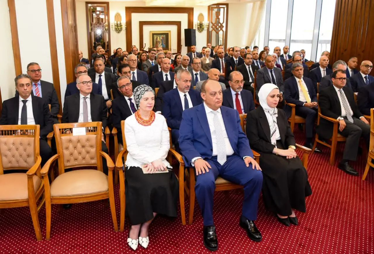 وزير الخارجية يوجه رسائل مهمة لرؤساء البعثات المصرية في الخارج