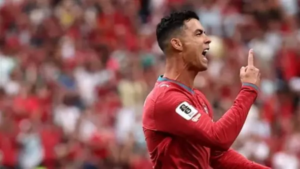 يستعد المنتخب البرتغالي الأول لكرة القدم، مدعومًا بقائده الأسطوري كريستيانو رونالدو، لخوض مواجهة مرتقبة مساء اليوم الخميس 24 سبتمبر 2026 أمام نظيره منتخب ويلز، وذلك ضمن منافسات الجولة الأولى من دور المجموعات بالمجموعة الرابعة لبطولة دوري الأمم الأوروبية (نسخة 2027).