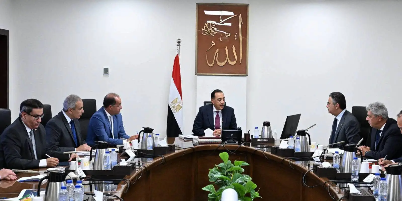 الدعم النقدي السلعي.. الحكومة تكشف تفاصيل تطوير المنظومة وقائمة السلع الجديدة