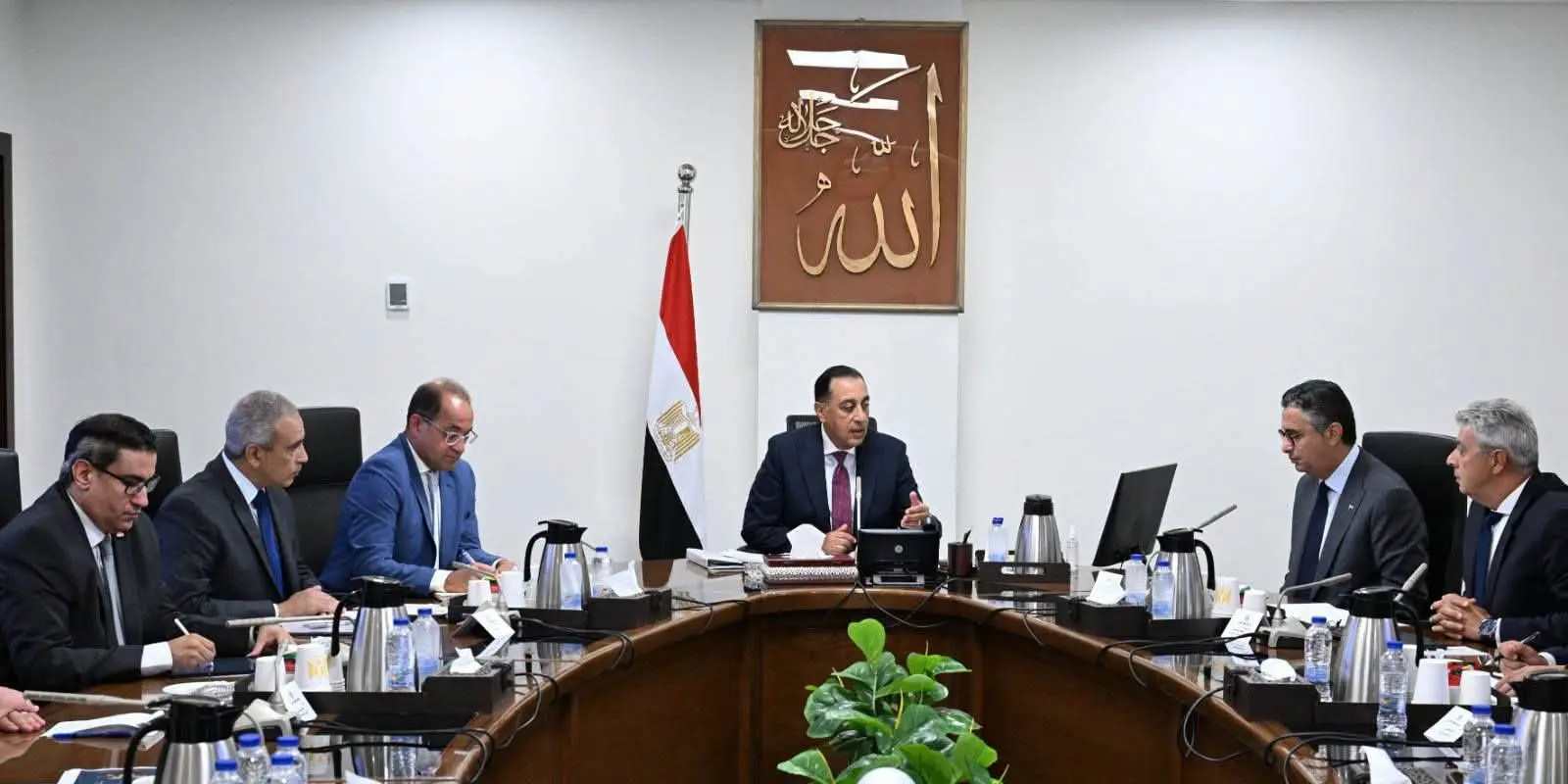 الدعم النقدي السلعي.. الحكومة تكشف تفاصيل تطوير المنظومة وقائمة السلع الجديدة