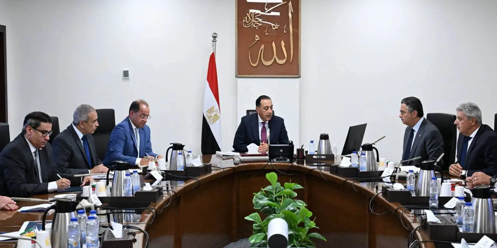 الدعم النقدي السلعي.. الحكومة تكشف تفاصيل تطوير المنظومة وقائمة السلع الجديدة