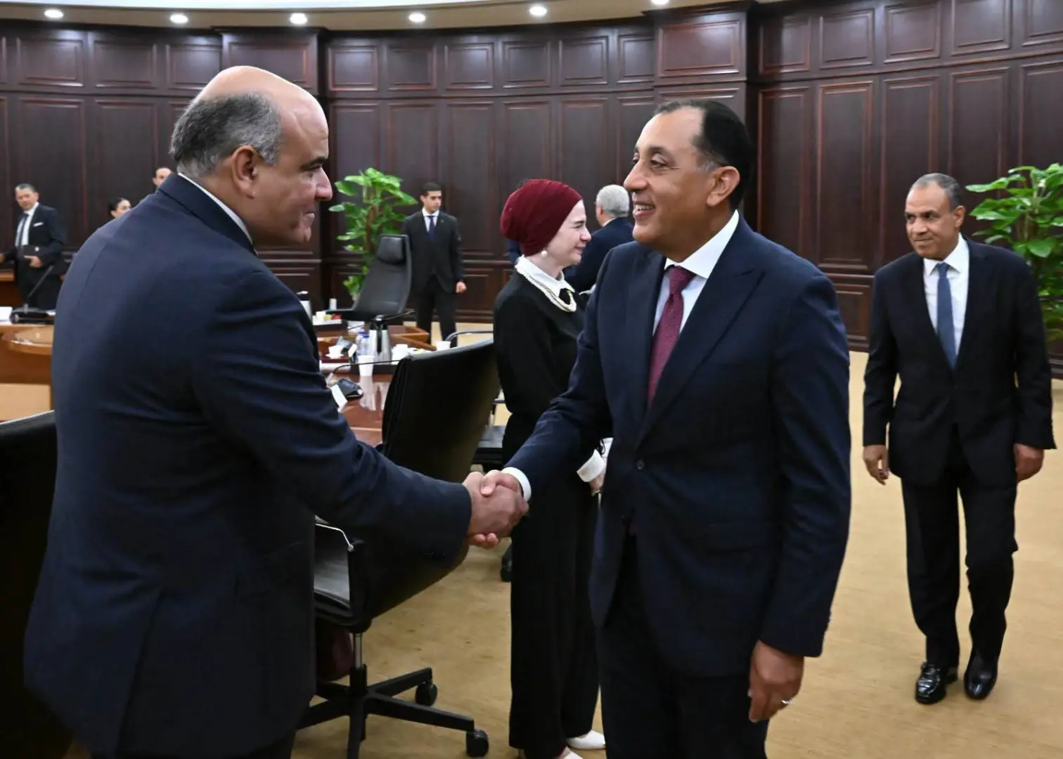 مدبولي لرؤساء البعثات الدبلوماسية: كل سفير وزير للاستثمار المصري في الدولة التي يعمل بها - 1000810594