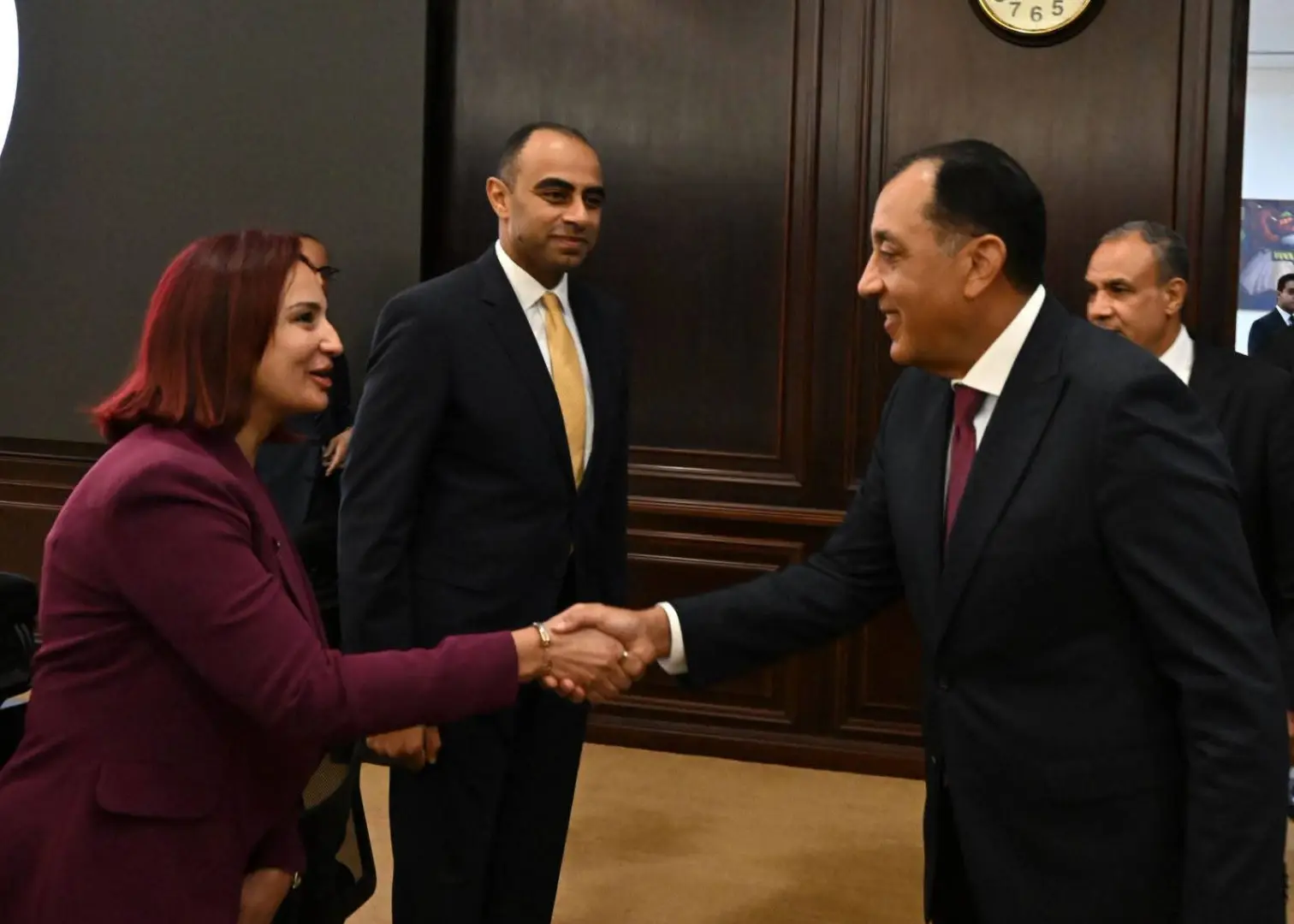 مدبولي لرؤساء البعثات الدبلوماسية: كل سفير وزير للاستثمار المصري في الدولة التي يعمل بها - 1000810602