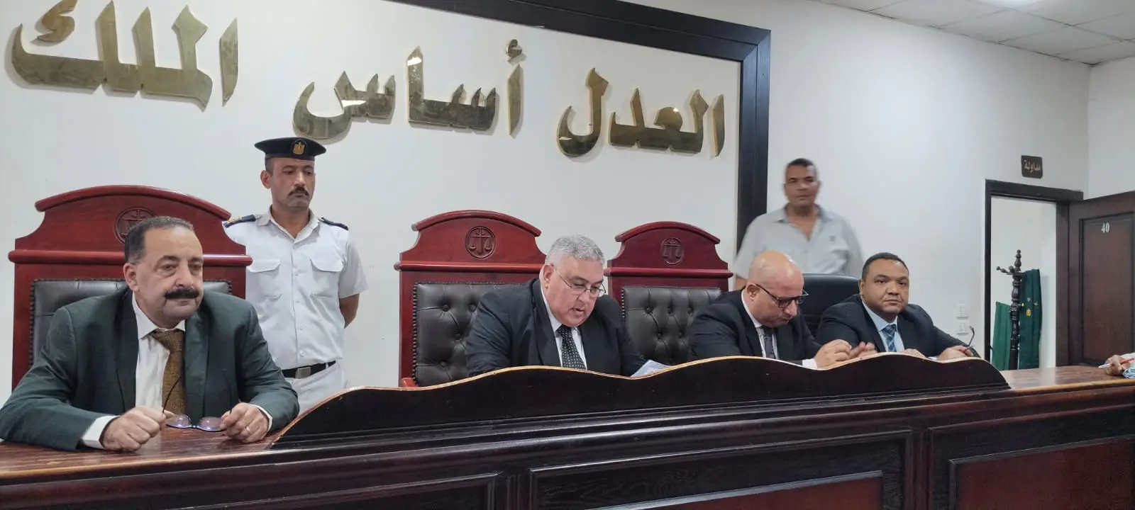 الإعدام شنقًا لعامل في دمنهور لاتهامه باغتصاب ابنة شقيقه البالغة 8 سنوات بوادي النطرون