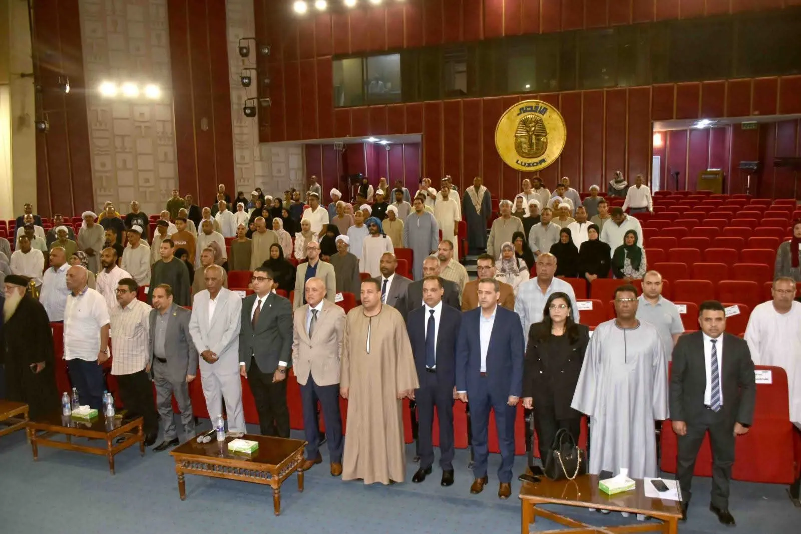 بعد 20 عامًا من الانتظار.. تسليم 573 قطعة أرض لأهالي قرنة مرعي بالأقصر
