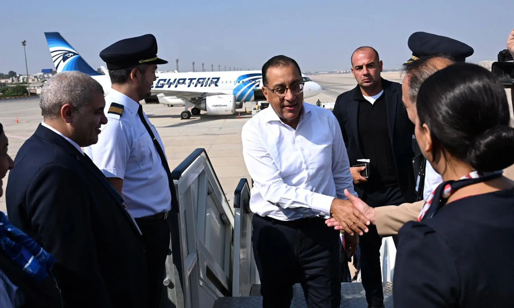 نيابة عن الرئيس السيسي.. رئيس الوزراء يصل تنزانيا لافتتاح سد جوليوس نيريري