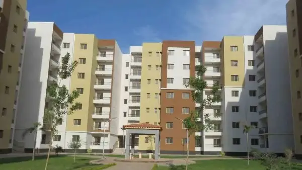 ​أعلنت وزارة الإسكان والمرافق والمجتمعات العمرانية عن تفاصيل الطرح الجديد للوحدات السكنية بنظام الإيجار ضمن المبادرة الرئاسية «سكن لكل المصريين 9»، والمخصصة للفئات والمواطنين منخفضي الدخل. 