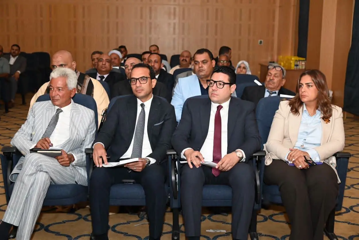 تحرك عاجل من وزير التموين لبحث مطالب أصحاب المخابز.. الحسم خلال شهر