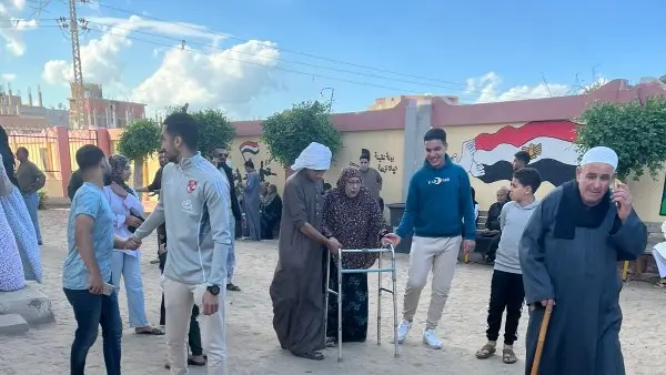 ​تواصل المؤسسات الوطنية والمصرفية في مصر تقديم المبادرات والتسهيلات للمواطنين، وفي مقدمتها بنك ناصر الاجتماعي والقوات المسلحة المصرية، بالتزامن مع الاحتفالات باليوم العالمي للمسنين وذكرى انتصارات أكتوبر المجيدة. وتصدرت شهادة "رد الجميل" اهتمامات كبار السن لما توفره من عوائد ادخارية تنافسية وإعفاءات مالية مميزة.
