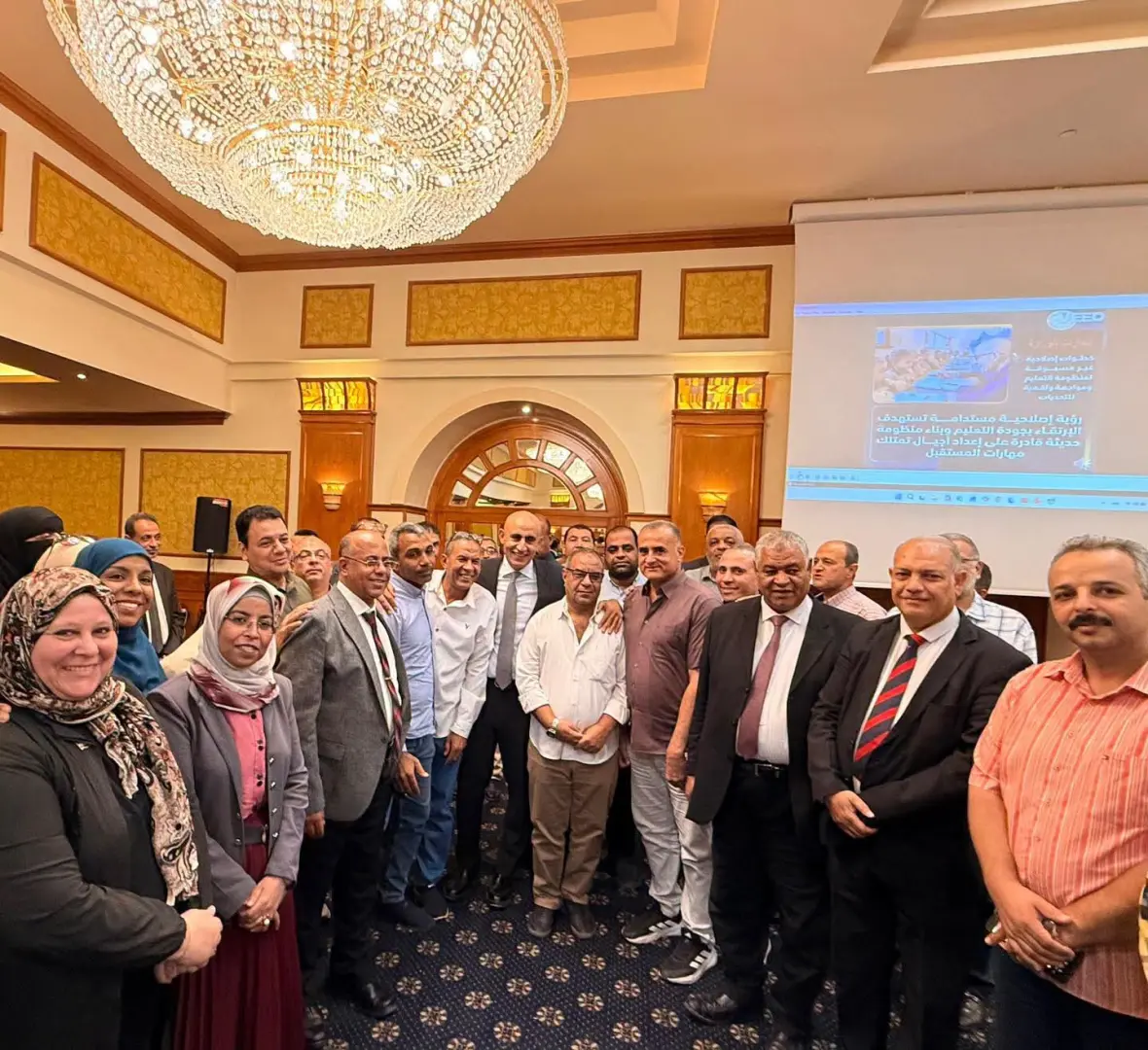 خلال زيارته الأقصر.. وزير التعليم يتابع تدريب معلمي التاريخ على نظام البكالوريا المصرية