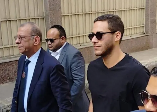 ​في تصريحات جديدة أثارت اهتمام الشارع الرياضي، كشف رمضان صبحي، لاعب منتخب مصر ونادي بيراميدز السابق، عن تطورات موقفه الحالي بشأن العودة إلى المستطيل الأخضر، إلى جانب حديثه عن المواجهة المرتقبة التي تجمع بين قطبي الكرة المصرية، الأهلي والزمالك، في بطولة الدوري الممتاز.