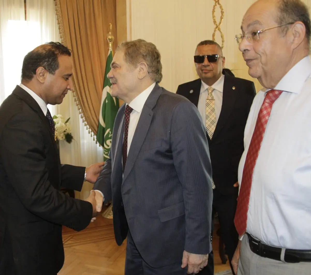 «الوفد» و«صوت الشعب» في «بيت الأمة».. حوار سياسي ورؤية مشتركة للمستقبل