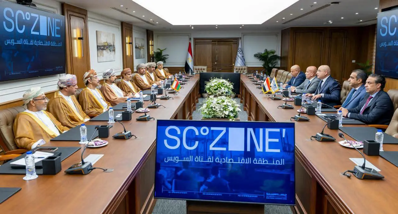 أسامة ربيع يبحث مع السفير المصري ببنما تعزيز التعاون بين قناتي السويس وبنما