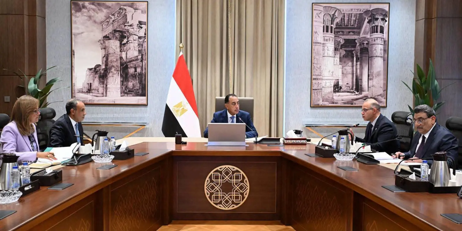 رئيس الوزراء يستعرض الترتيبات النهائية لزيارة الرئيس الصيني إلى مصر