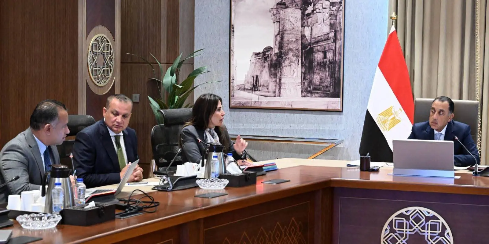رئيس الوزراء يتابع خطط تطوير الهيئة العامة للتنمية السياحية وتعظيم فرص الاستثمار