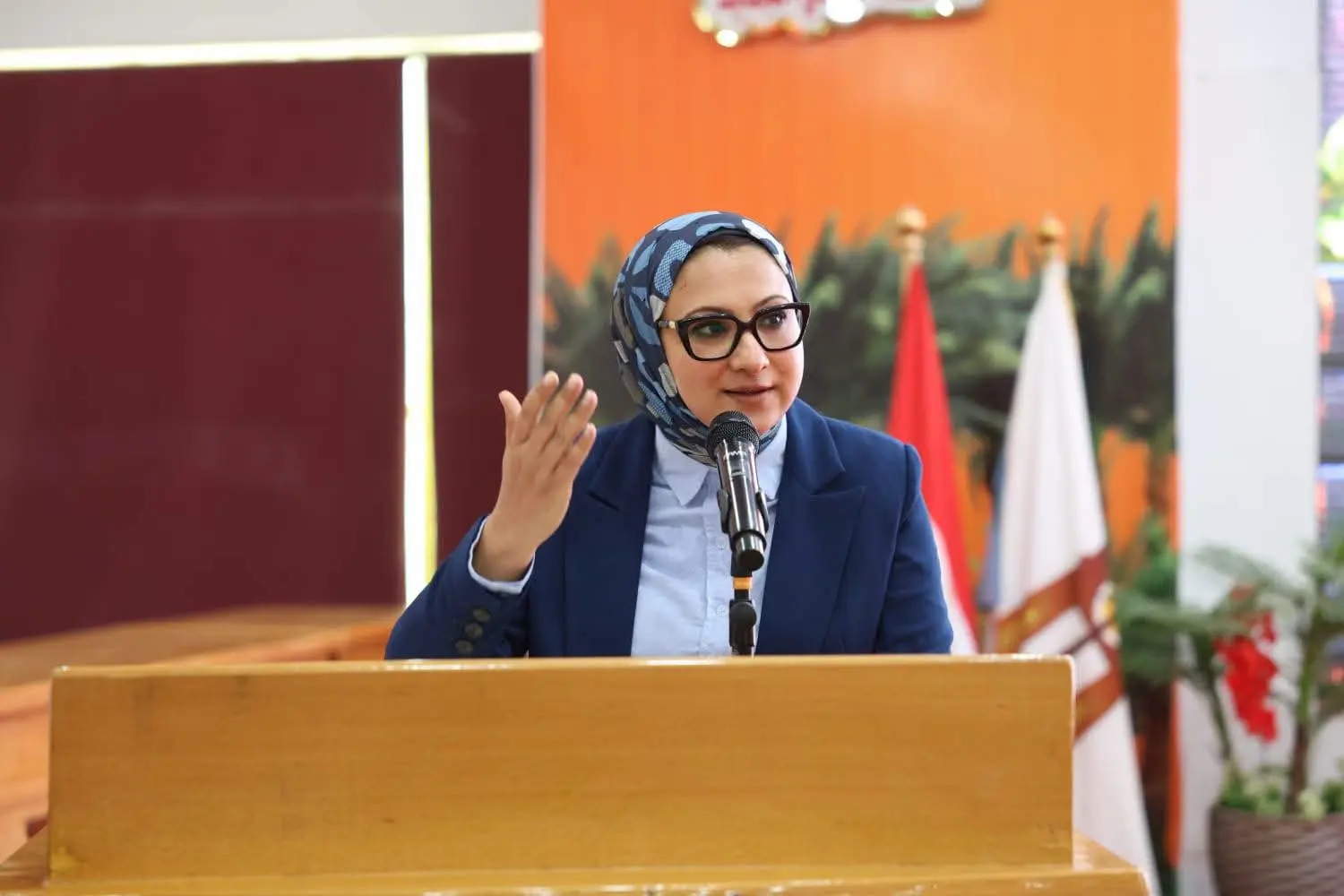 95 منحة جامعية و8 رحلات عمرة.. محافظ الوادي الجديد تكرّم الأوائل