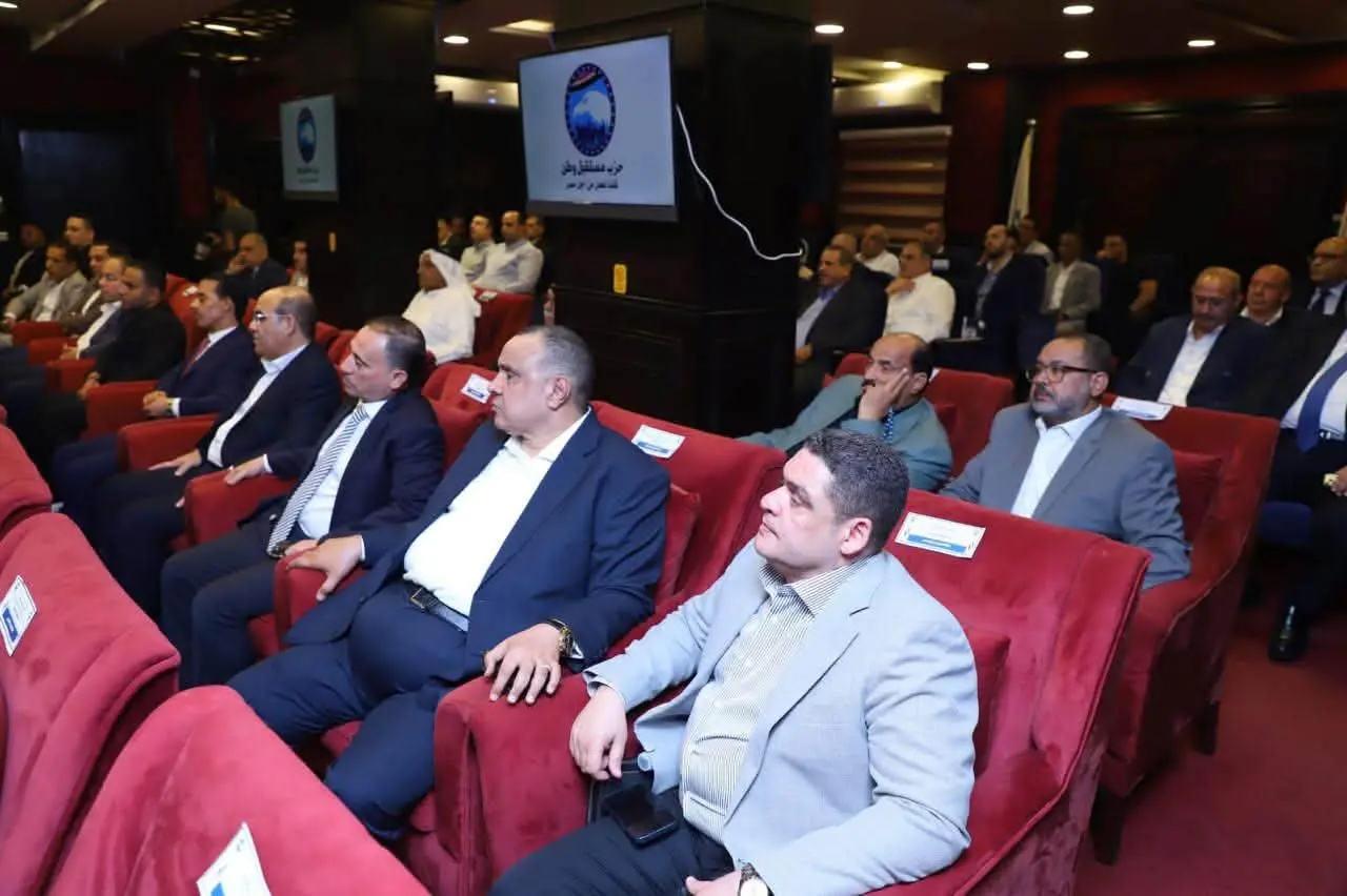 مستقبل وطن ينتفض لخدمة المواطنين.. سداد المصروفات الدراسية وتجهيز 1500 عروسة